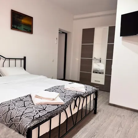 Small House Apartment *